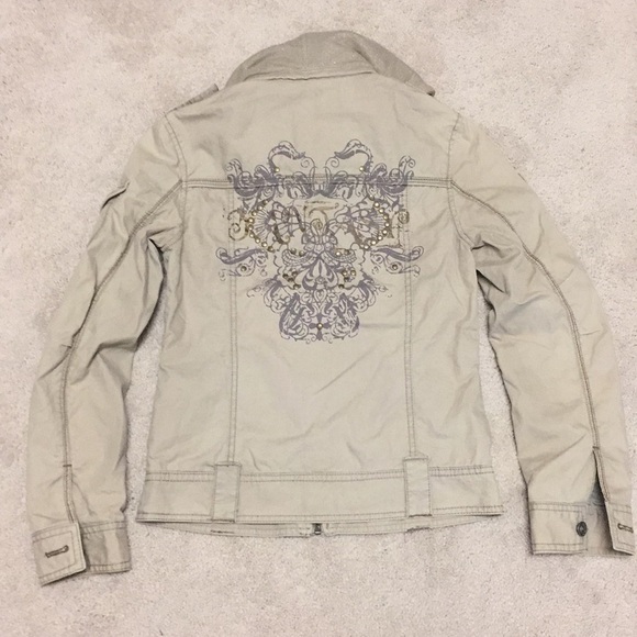 Jacket - Picture 2 of 2
